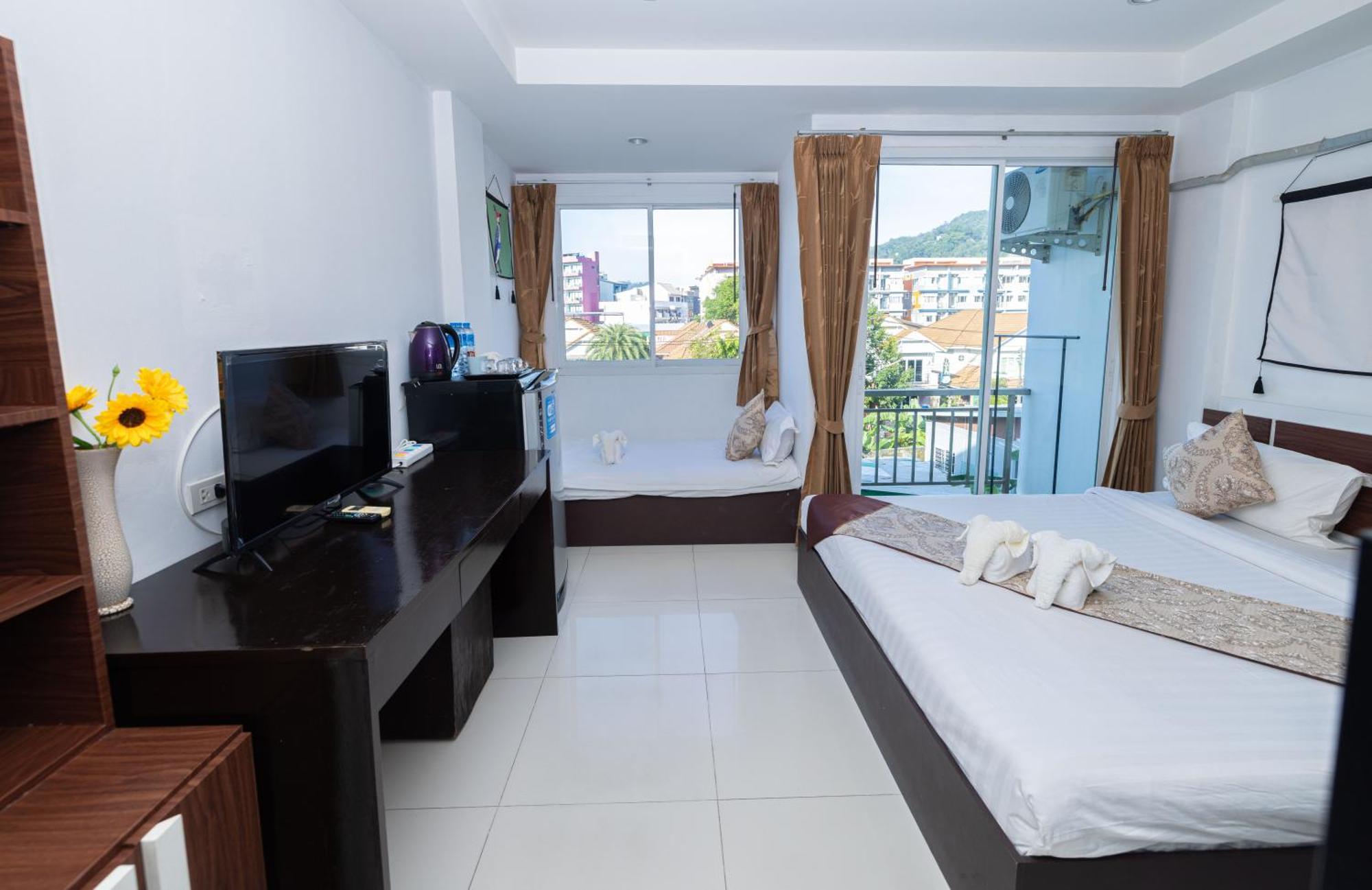 Happy 99 Guest House Patong المظهر الخارجي الصورة