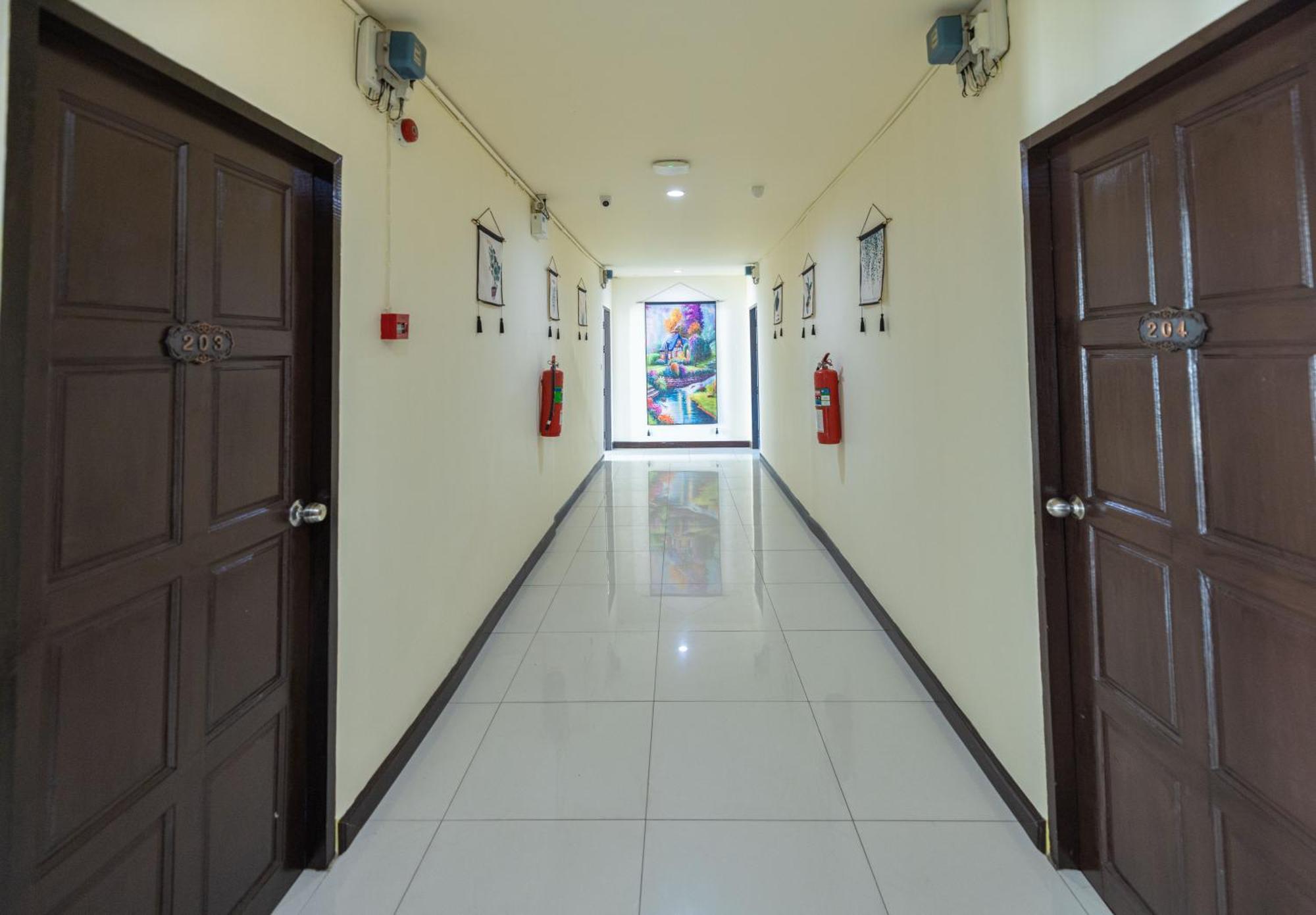 Happy 99 Guest House Patong المظهر الخارجي الصورة