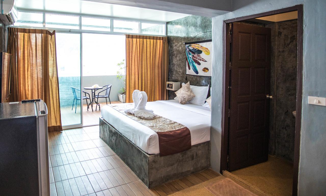 Happy 99 Guest House Patong المظهر الخارجي الصورة