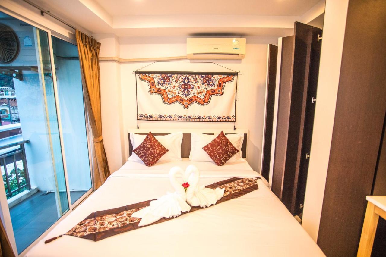 Happy 99 Guest House Patong المظهر الخارجي الصورة
